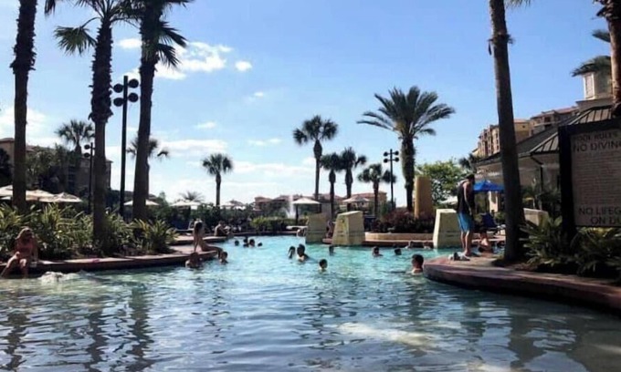 Bay Lake Apartment | Luxurious 1 Bedroom Deluxe Condonn