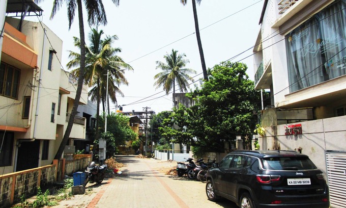 Belagavi House | Luxurious 1 Bedroom Penthouse, Couple Friendly in lovely Belagavi with AC, WiFi