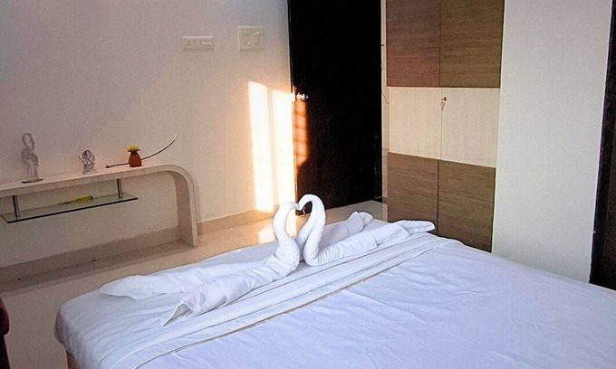 Nagpur Apartment | Luxurious 2-Bedroom Apartment with Premium Amenities and Serene Surroundings