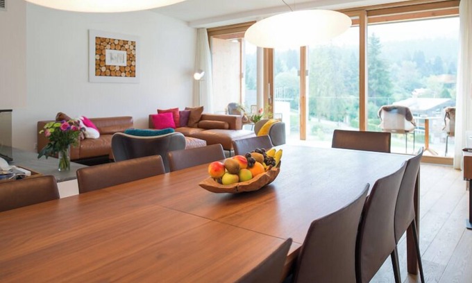Flims Apartment | Luxurious 209m2 duplex apartment with 4 bedrooms available for max. 10 persons.