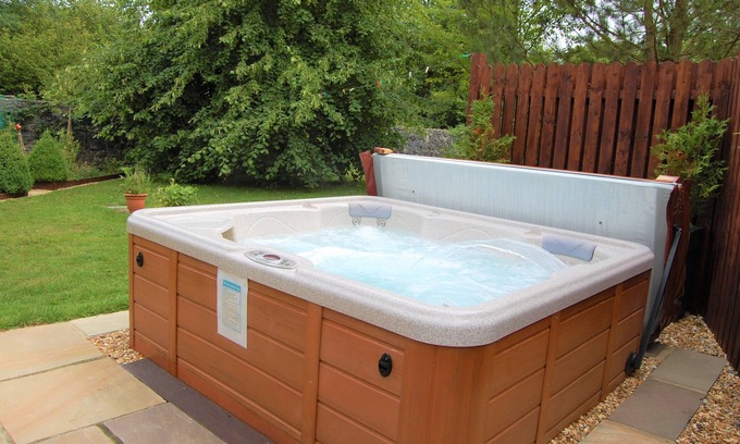 Clarinbridge House | Luxurious 5⭐️ Cottage with private Hot Tub, Galway