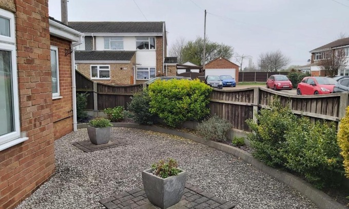 Tilbury Villa | Luxurious and beautiful home for long stay