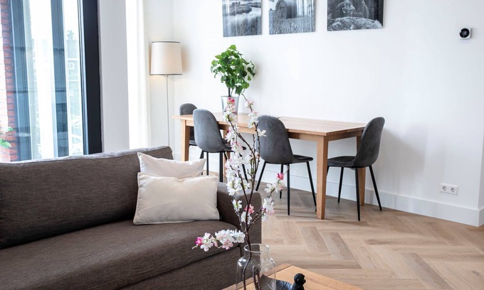 Bussum Apartment | Luxurious and tastefully furnished apartment in heart of Bussum