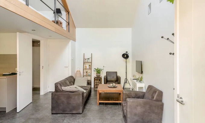Municipality of Bergen House | Luxurious apartment (2p) with terrace, parking space. Near the sea.