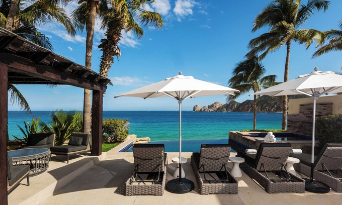 El Medano Ejidal Villa | Luxurious Beachfront Villa One at Hacienda Beach Club on Medano Beach