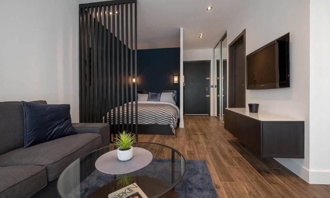 Musicians Quarter Apartment | LUXURIOUS CENTRAL APARTMENT