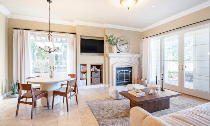 Lake Las Vegas Condo | Luxurious condo in beautiful Lake Las Vegas - Golfing, Hiking, Swimming nearby!