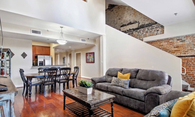 French Quarter Condo | Luxurious Dual-Master SuitesnSuperdome, French Quarter and Convention Center