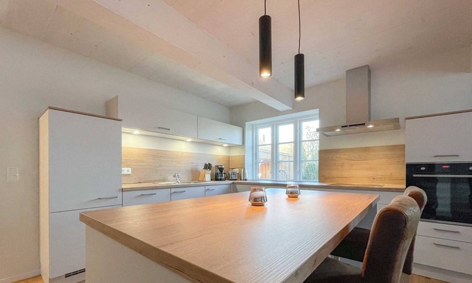 Schobull Apartment | Luxurious Frisian villa with sauna 1 - Büll 1