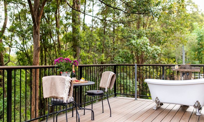 Hunchy House | Luxurious Hinterland Tiny House near Montville