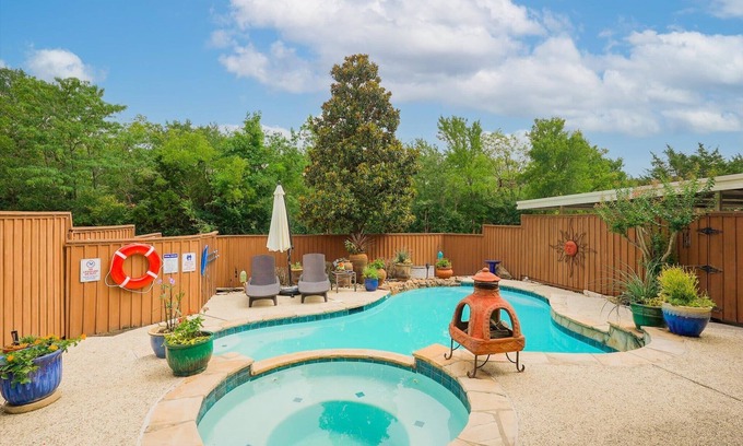 Mesquite House | Luxurious Home w Cinema Room & Private Pool