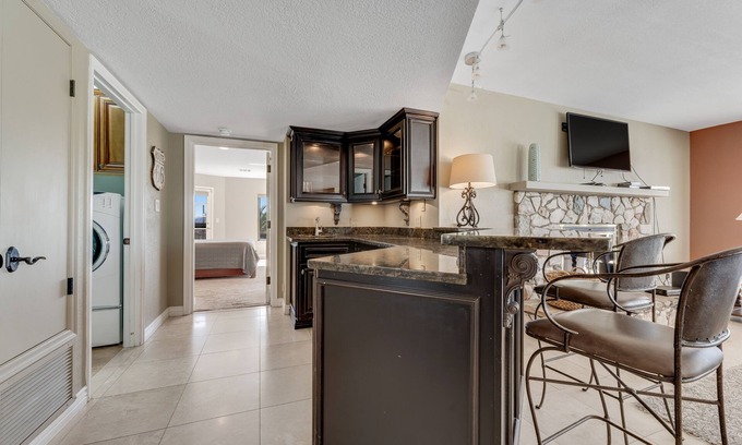 Fountain Hills House | Luxurious house with a pool and amazing desert views - in a convenient location