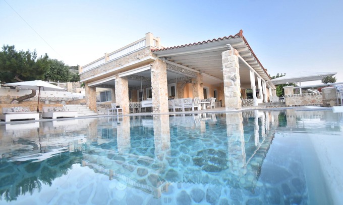 Karpathos House | Luxurious Mediterranean Estate