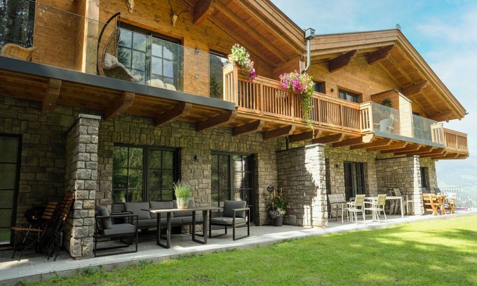 Krimml House | Luxurious Mountain View Holiday Home with Sauna in Krimml