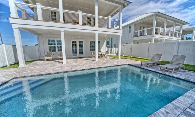 Bid-a-wee Beach House | Luxurious New Home Private Pool Ocean Views
