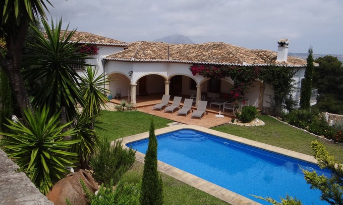 Javea Villa | LUXURIOUS SEA VIEW VILLA IN THE TOSALET AREA