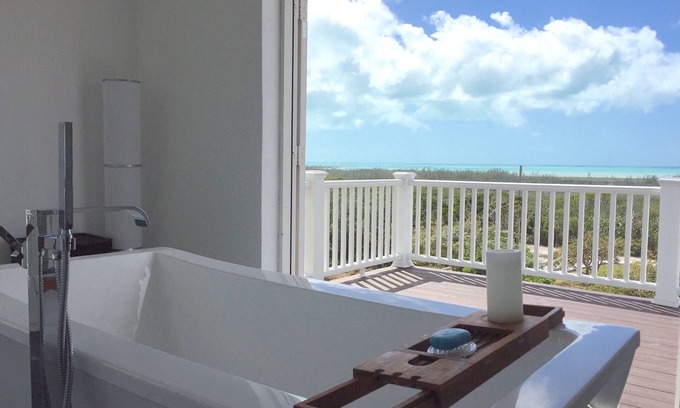 Stella Maris House | Luxurious & Spacious Estate, Sunset Ocean Views