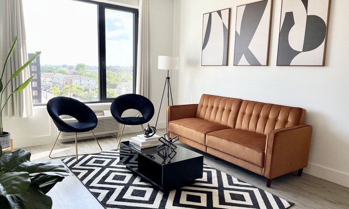 Elizabeth Apartment | Luxury 1 Bdrm King-mins to NYC,EWR, PRU,NJPAC,Dwntwn Newark, MetLife
