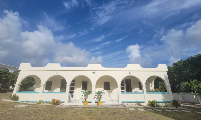 West End Village Apartment | Luxury 1-bedroom apartment off beautiful Meads Bay with WiFi, AC