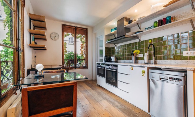 Quartier de la Folie-Mericourt Apartment | luxury 1BR quiet fully equipped kitchen washer/drier