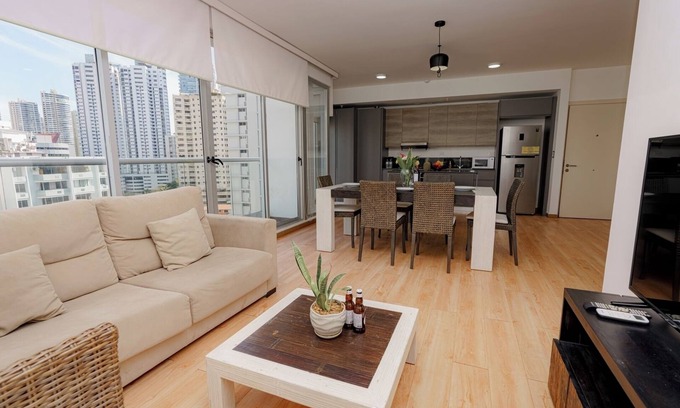 Punta Paitilla Apartment | Luxury 2 bedroom apt free parking and balcony