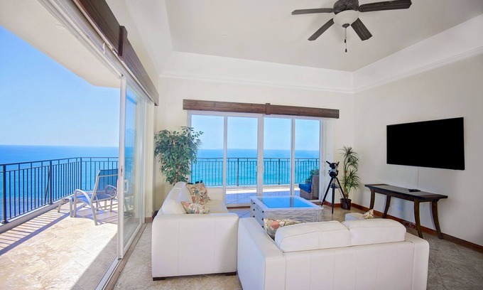 Cerro Plano Condo | Luxury 3 Bedroom/3.5 Bath Condo overlooking Jaco Beach.