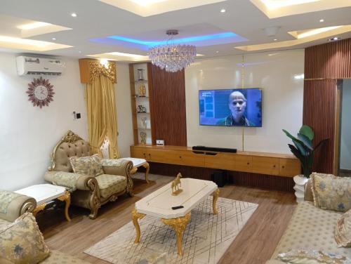 Enugu Apartment | Luxury 3 Bedroom Apartment at Premier Layout, Enugu
