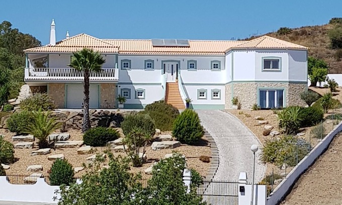 Monte Francisco House | Luxury 4 bedroom villa