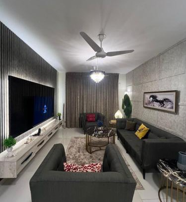 Karachi Apartment | Luxury 4BR Apartment Near Airport Saima Jinnah Avenue