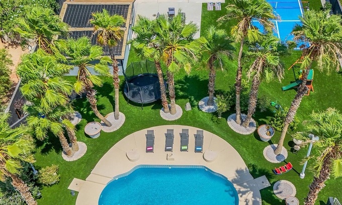 Desert Hills Villa | LUXURY 5 STARS! 7BR Private Pickleball NEW remodeling!