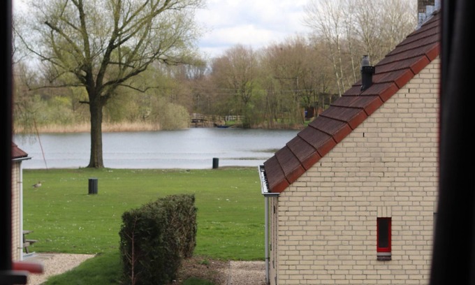 Ewijk House | Luxury 6P holiday home with charging station and customizable comfort mattresses