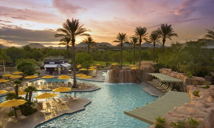 Desert Ridge Condo | Luxury accommodations at Marriott Canyon Villas! 2 bed/2 bath Villa. Book Now!