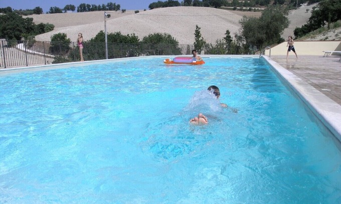 Bargni Apartment | Luxury air conditioned apartment with swimming pool and tennis court