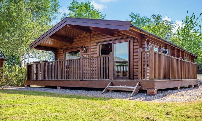 Newton Saint Cyres Ski Chalet | Luxury and contemporary lodge.