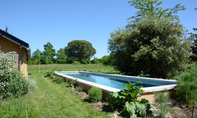 Marssac-sur-Tarn Apartment | Luxury apartment in a serene location with 15m swimming pool