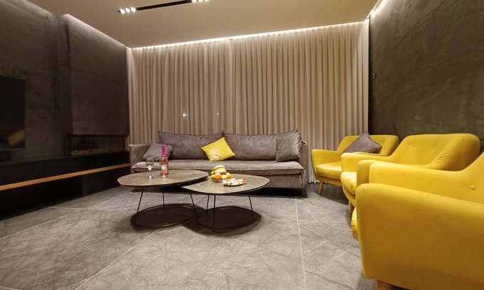 Bat Yam Apartment | *Luxury Apartment 5 room 2 minutes from the beach*