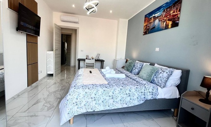 Parella Apartment | Luxury Apartment B&B Near Center Turin & Museum & Metropolitain