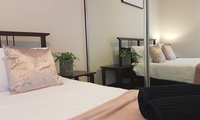 Cloverdale Apartment | Luxury Apartment close to Airport and City.