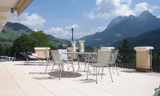 Chateau-d'Oex Apartment | Luxury apartment in Chateau d’Oex with use of pool and large exclusive terrace
