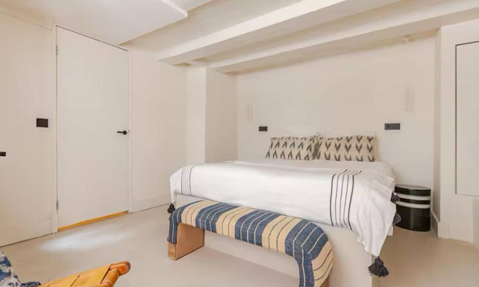 Grachtengordel-Zuid Apartment | Luxury apartment in the best location of Amsterdam