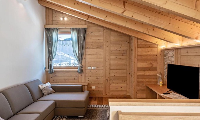 Vigo di Fassa Apartment | Luxury Apartment Majon de Rita