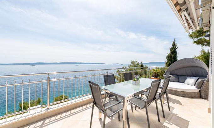 Businci Apartment | LUXURY APARTMENT NEXT TO THE SEA