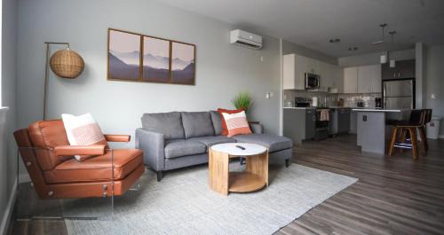 Reading Apartment | Luxury Apartment with Gym, Steps From Commuter Rail #3013