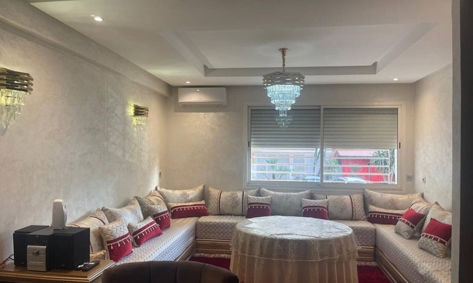 Les Amicales Apartment | Luxury apartment with swimming pool.