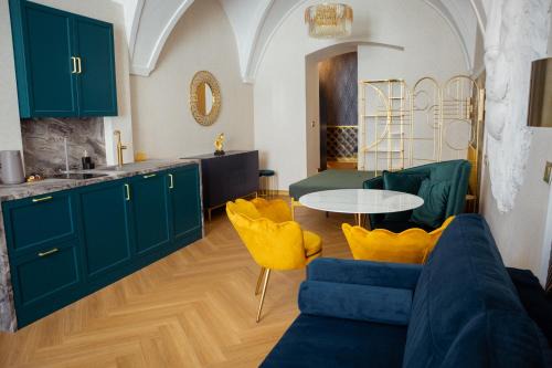 Banska Bystrica Apartment | Luxury apartments Banská Bystrica on the main square- LUSSO, FRESCO, PURE