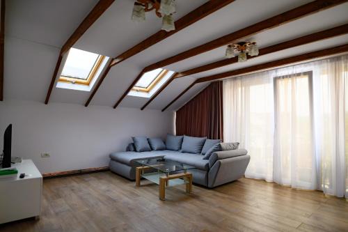 Curtea De Arges House | Luxury attic