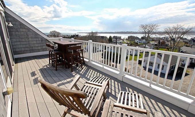 Easton's Point House | Luxury Beach House, Easton Point. Ocean Views, 2 Master BRs, Walk to Everything
