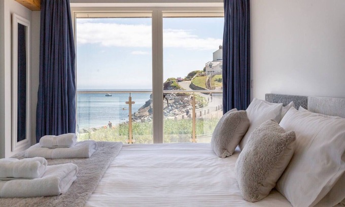 Chillington House | Luxury Beach House, perfect escape, South Devon