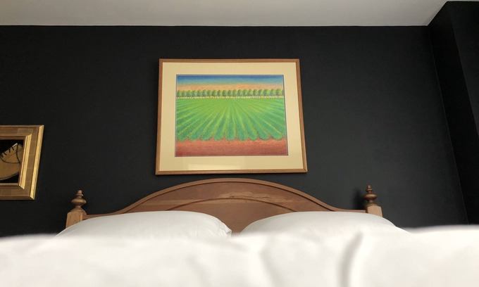 Top of the Hill Apartment | Luxury Boutique Guest Quarters with Private Entrance