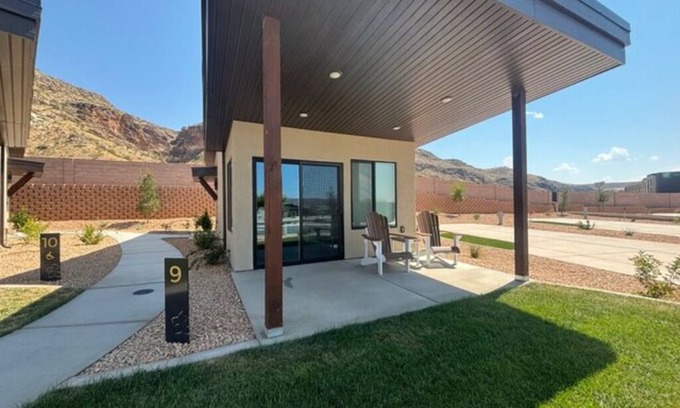 La Verkin House | Luxury Casita, near Zion National Park